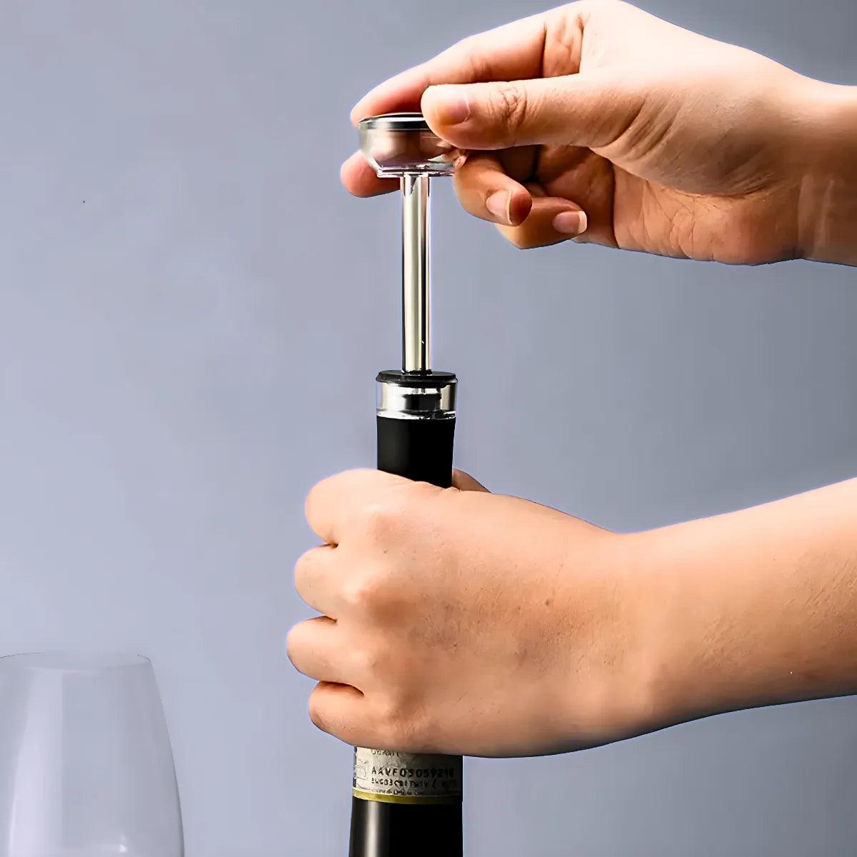 Kit Para Vinho Com Bico Aerador e Rolha Tampa a Vácuo - Cliquemaster